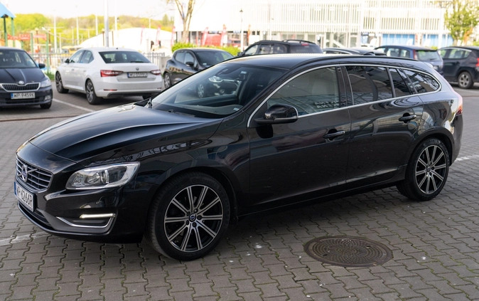 Volvo V60 cena 65900 przebieg: 183000, rok produkcji 2017 z Płock małe 497